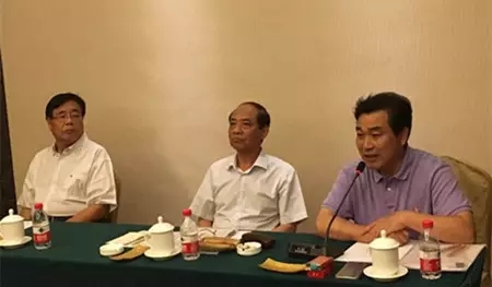 中国五交化商业协会与浙江省五金机电商会召开战略合作会议